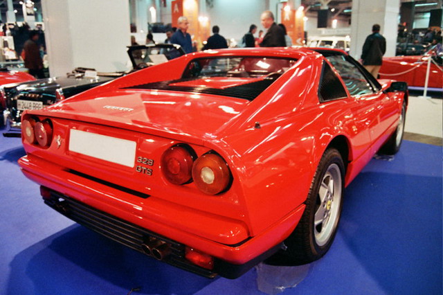 Ferrari  328